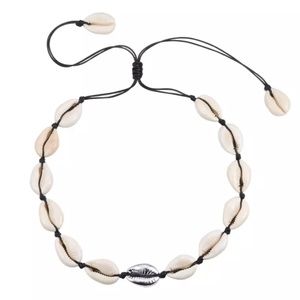 Silver Natural Seashells Necklace Black